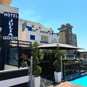 Hotel Julia